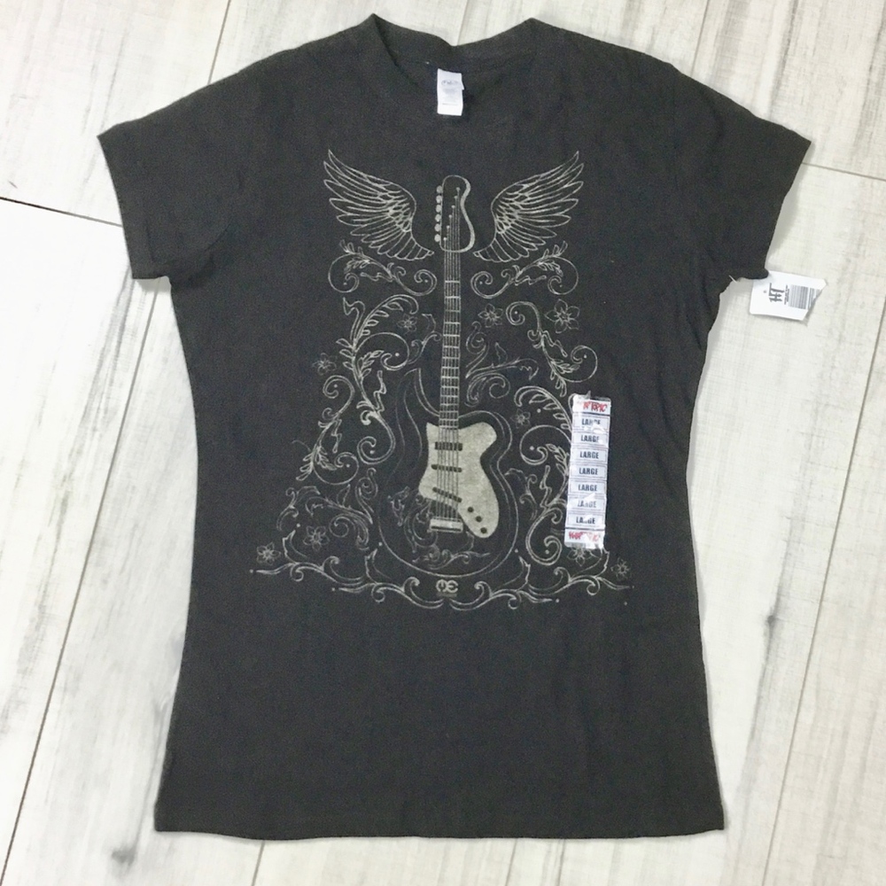 🐾 Hot Topic Guitar Tee SZ L NWT